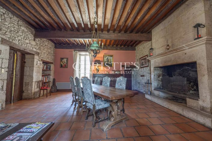 Image No.15-10 Bed House for sale