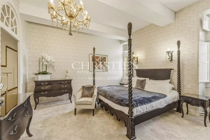 Image No.21-17 Bed House for sale