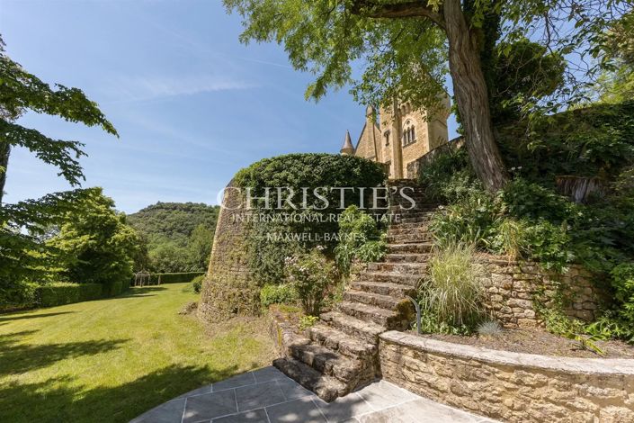 Image No.45-17 Bed House for sale
