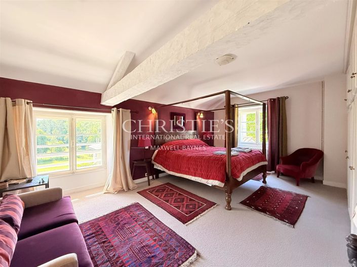Image No.17-9 Bed House for sale