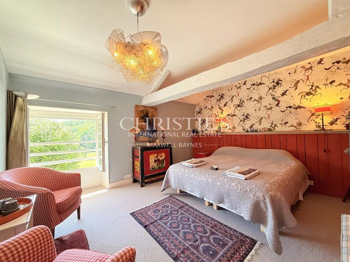 Image No.26-9 Bed House for sale
