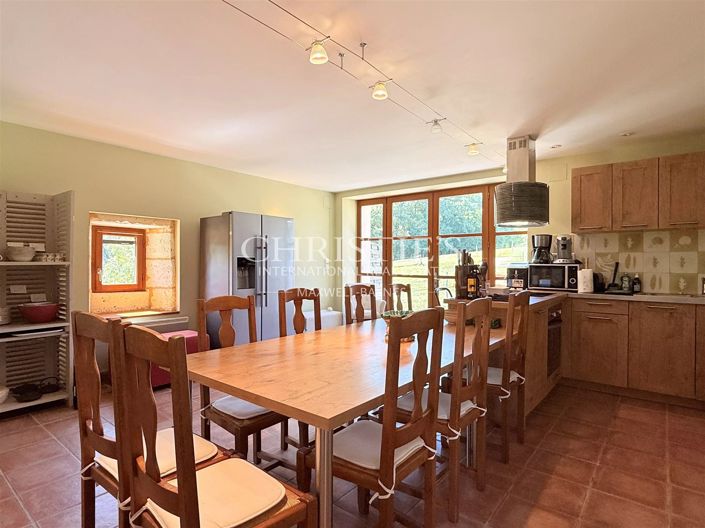 Image No.31-9 Bed House for sale