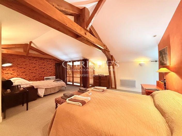Image No.32-9 Bed House for sale