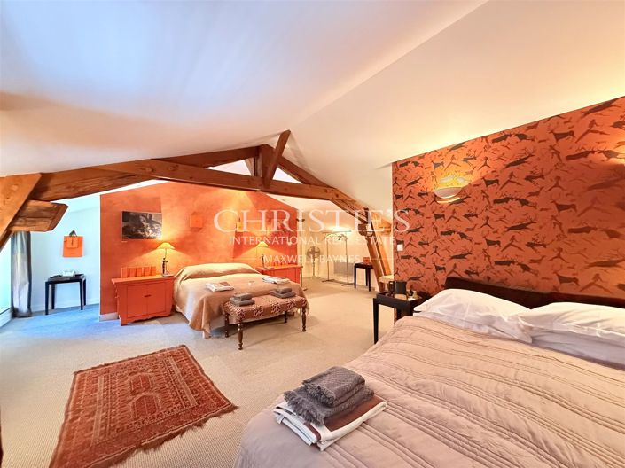 Image No.33-9 Bed House for sale