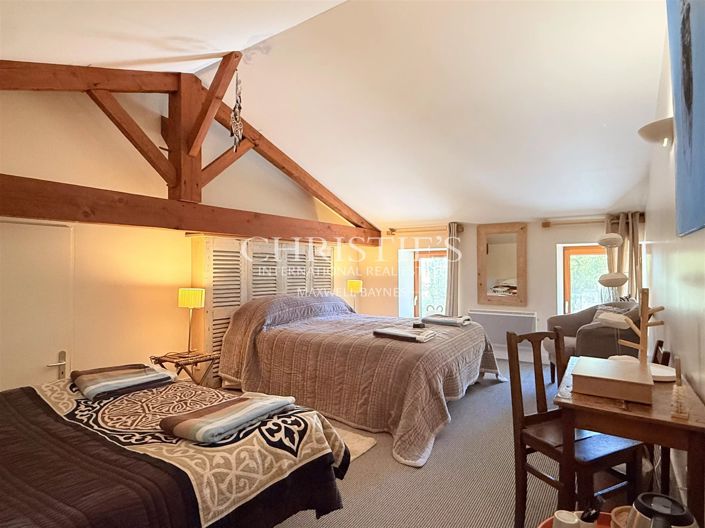 Image No.35-9 Bed House for sale
