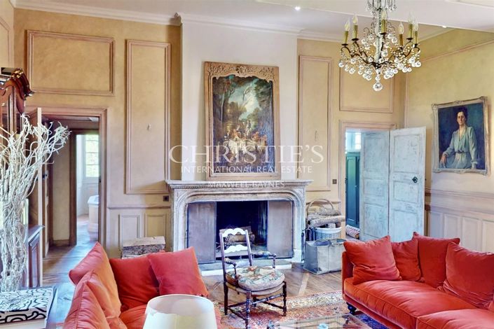 Image No.12-6 Bed House for sale