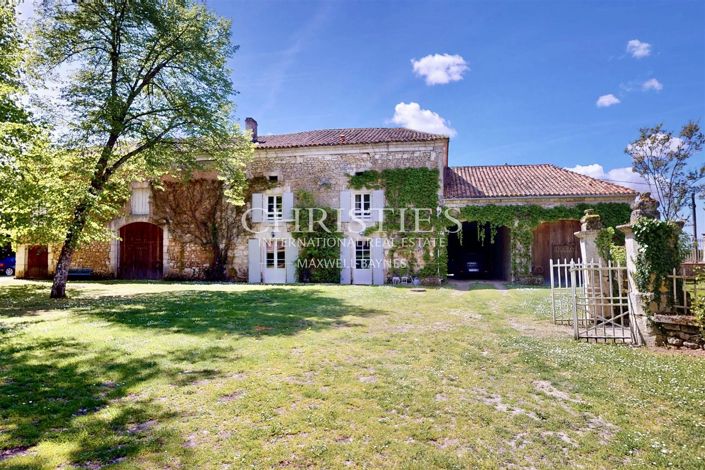 Image No.27-6 Bed House for sale