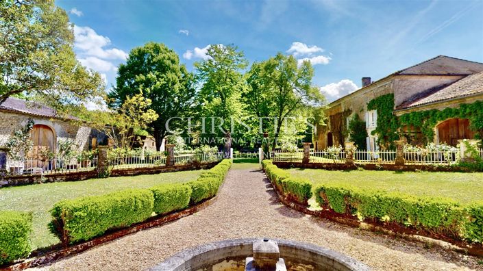Image No.31-6 Bed House for sale