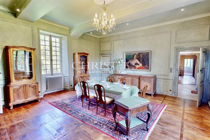 Image No.5-6 Bed House for sale