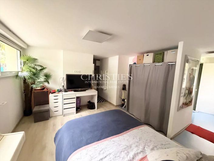 Image No.11-4 Bed House for sale