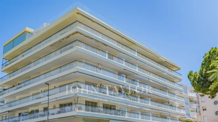 Image No.14-2 Bed Apartment for sale
