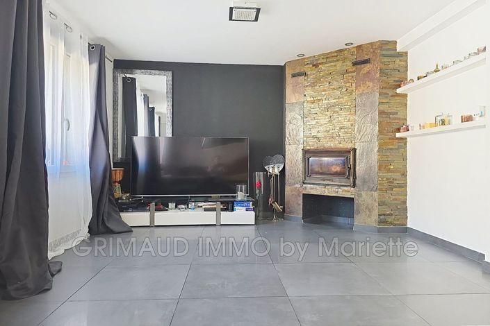 Image No.3-4 Bed House for sale