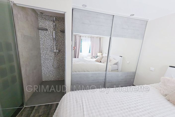 Image No.5-4 Bed House for sale