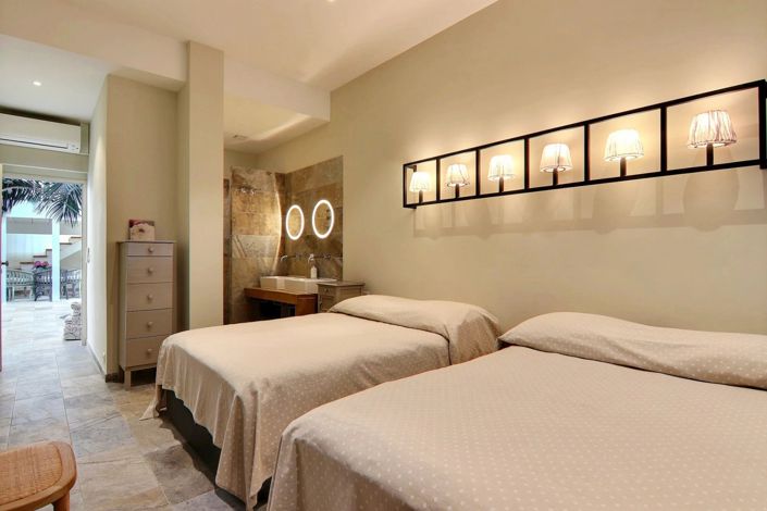 Image No.26-5 Bed Apartment for sale