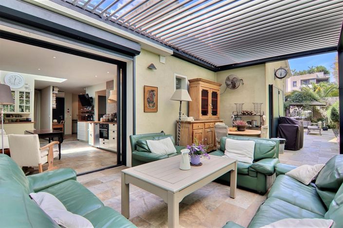 Image No.33-5 Bed Apartment for sale