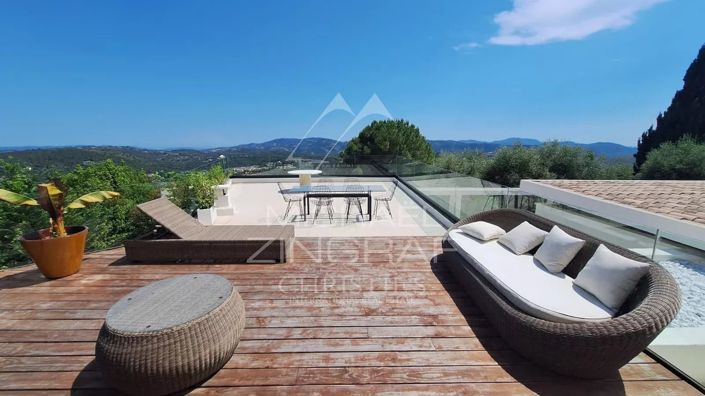 Image No.14-4 Bed House for sale