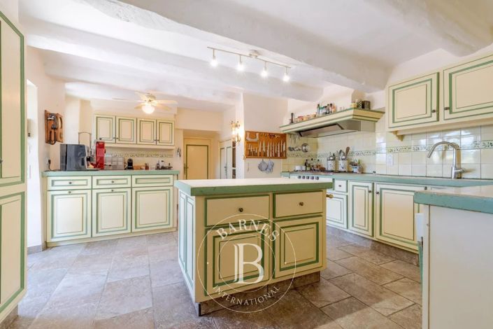 Image No.32-13 Bed House for sale