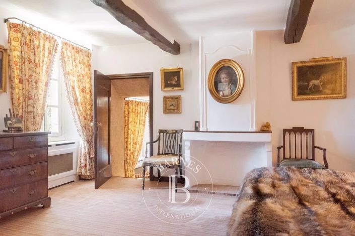 Image No.36-13 Bed House for sale