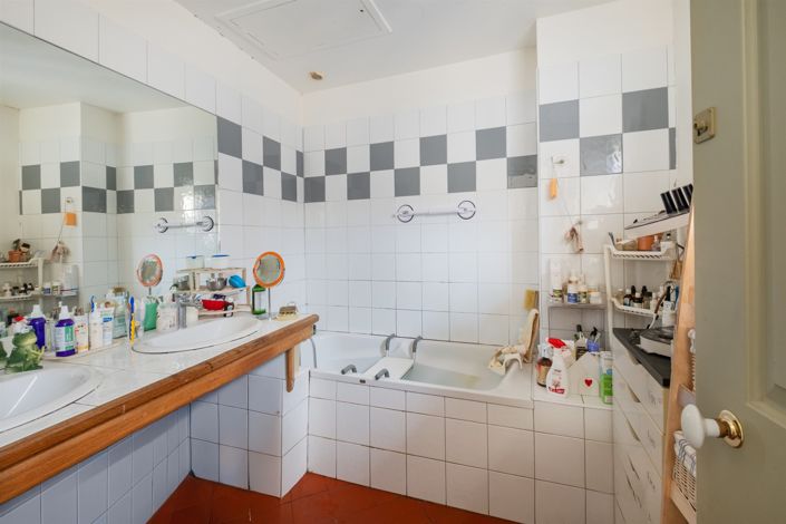 Image No.4-3 Bed Apartment for sale