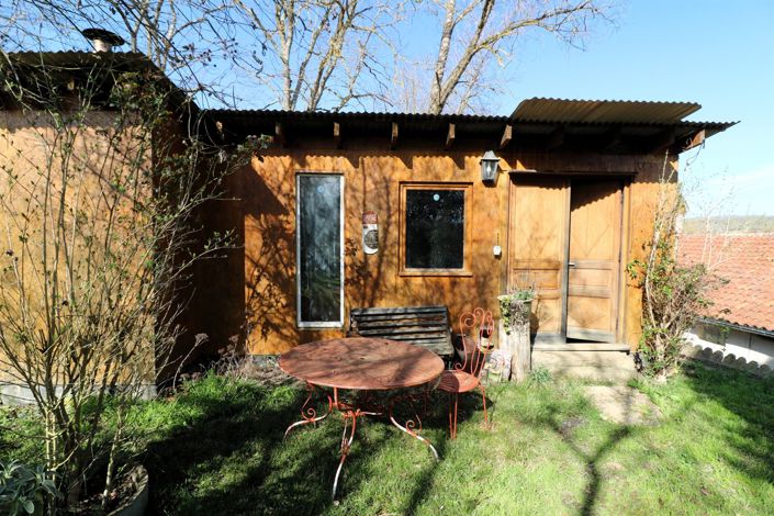 Image No.6-3 Bed House for sale
