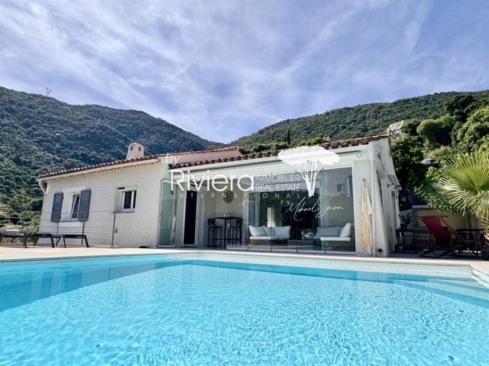 Image No.30-4 Bed House for sale