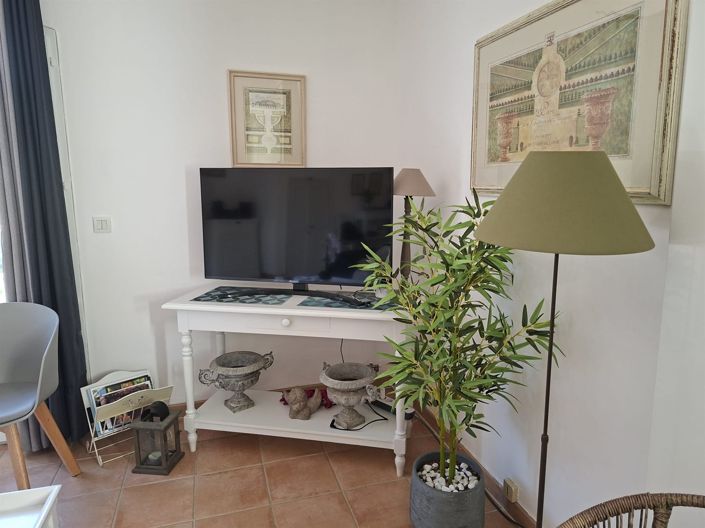Image No.16-3 Bed House for sale