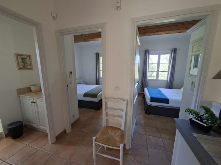 Image No.30-3 Bed House for sale