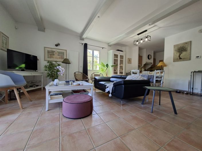 Image No.8-3 Bed House for sale