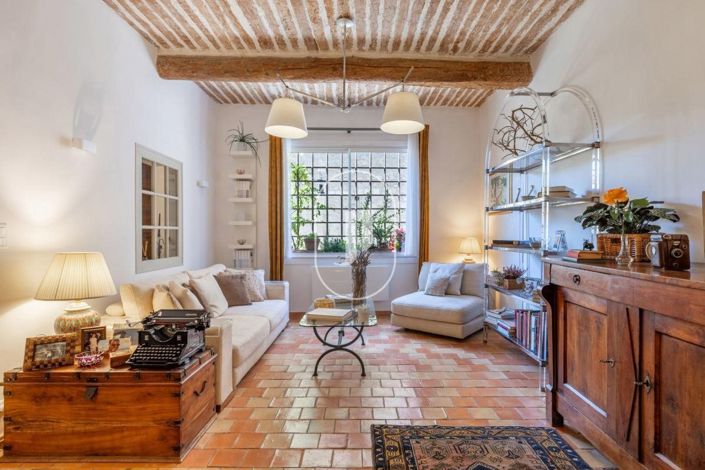 Image No.2-3 Bed House for sale