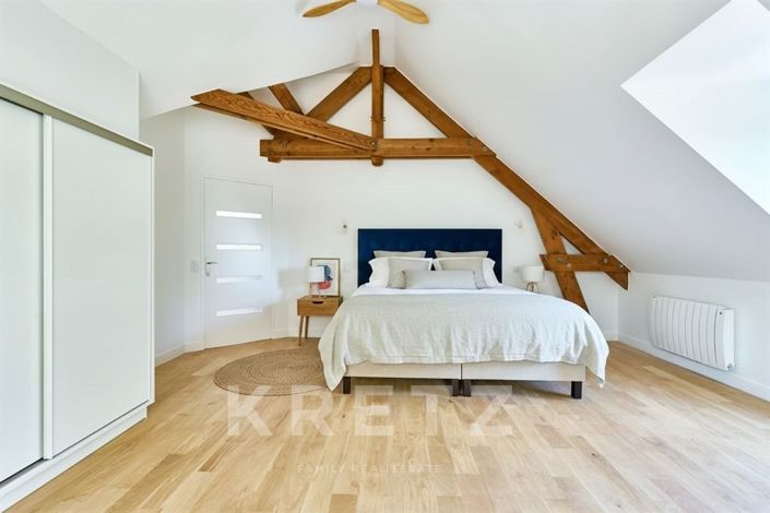 Image No.16-4 Bed House for sale