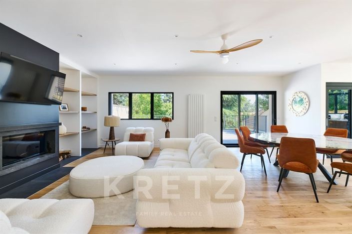 Image No.5-4 Bed House for sale