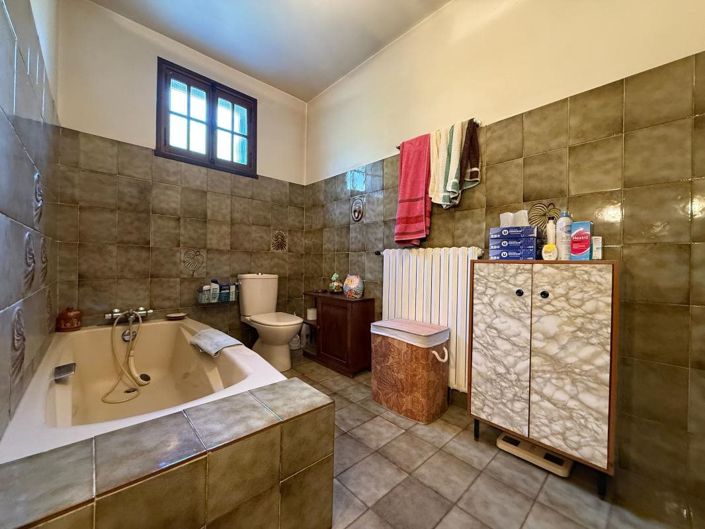 Image No.43-4 Bed House for sale