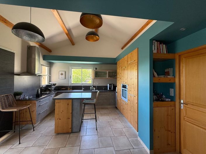 Image No.16-4 Bed House for sale
