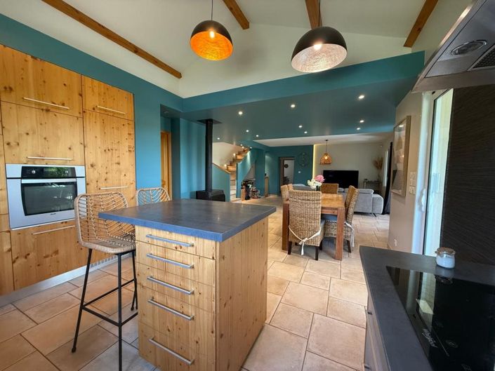 Image No.19-4 Bed House for sale