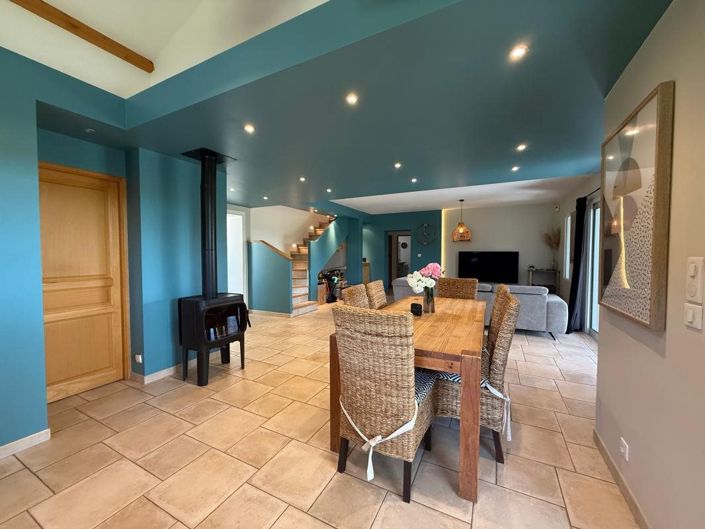 Image No.21-4 Bed House for sale