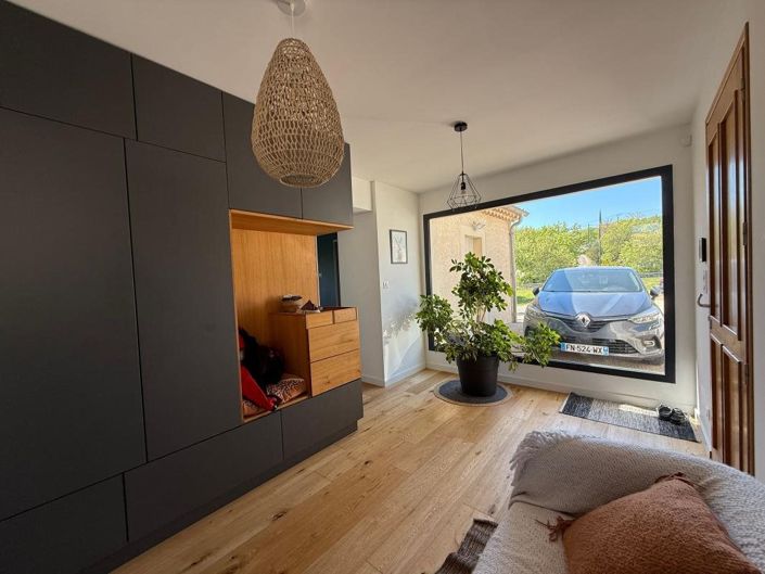 Image No.28-4 Bed House for sale