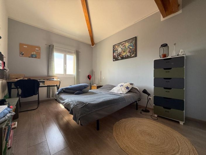 Image No.35-4 Bed House for sale