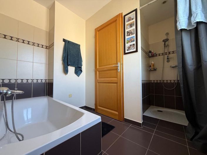 Image No.43-4 Bed House for sale
