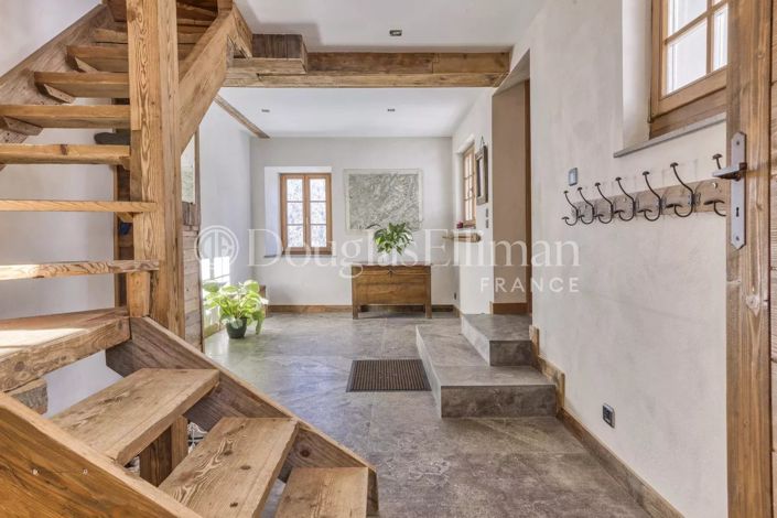 Image No.14-4 Bed House for sale