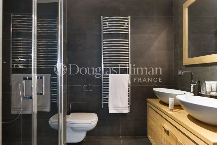 Image No.15-4 Bed Apartment for sale