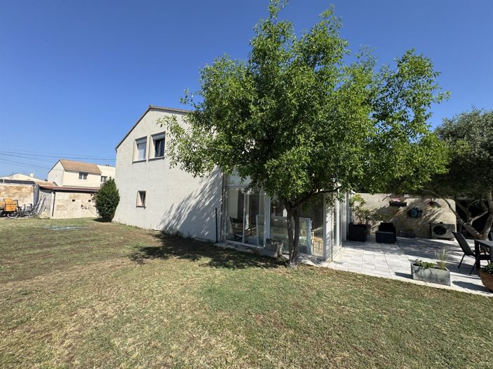 Image No.16-4 Bed House for sale