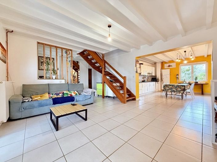 Image No.3-6 Bed House for sale