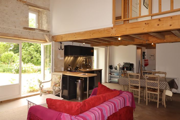Image No.2-3 Bed House for sale