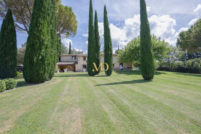 Image No.17-8 Bed House for sale