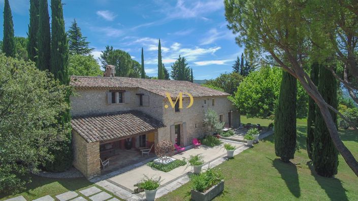 Image No.2-8 Bed House for sale