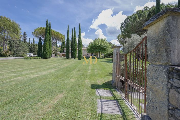 Image No.25-8 Bed House for sale