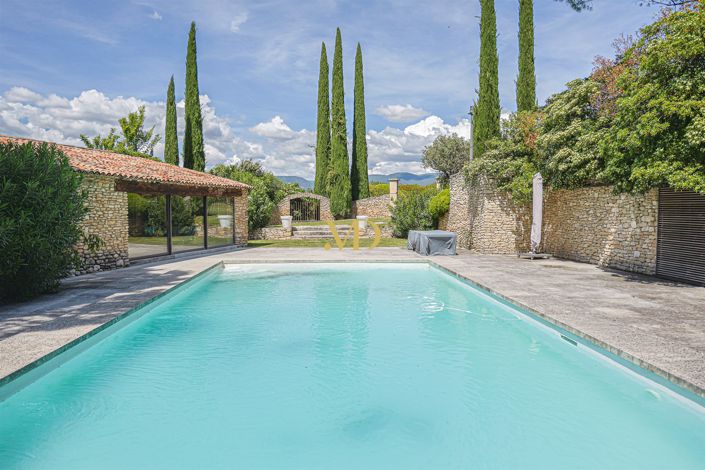 Image No.4-8 Bed House for sale