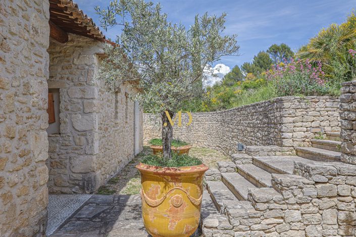 Image No.46-8 Bed House for sale