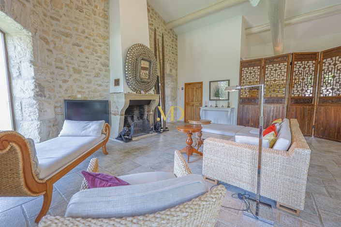 Image No.53-8 Bed House for sale