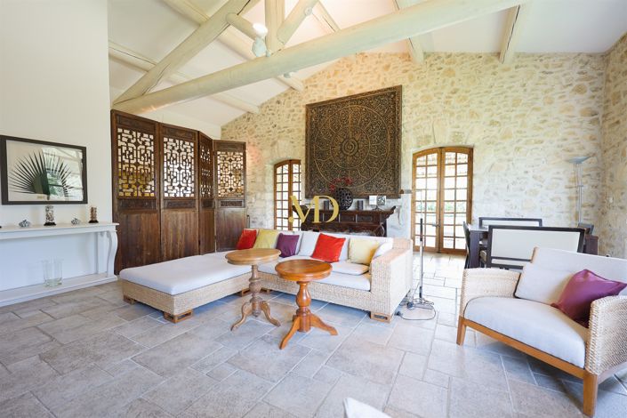 Image No.54-8 Bed House for sale